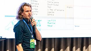 Tobias Holles Schwerpunkt beim Verein Klimadelegation ist der Ausstieg aus fossilen Energien. Das große Thema der Klimakonferenz in Dubai.