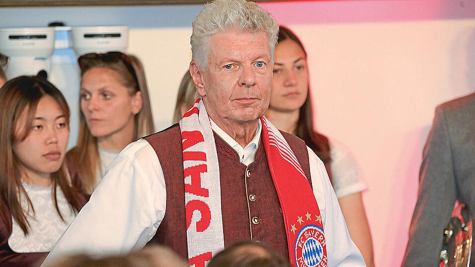 Oberb&uuml;rgermeister Dieter Reiter ist ein gro&szlig;er FC-Bayern-Fan - und seit Kurzem Mitglied des Aufsichtsrats. H&auml;tte er das vom Stadtrat genehmigen lassen m&uuml;ssen?