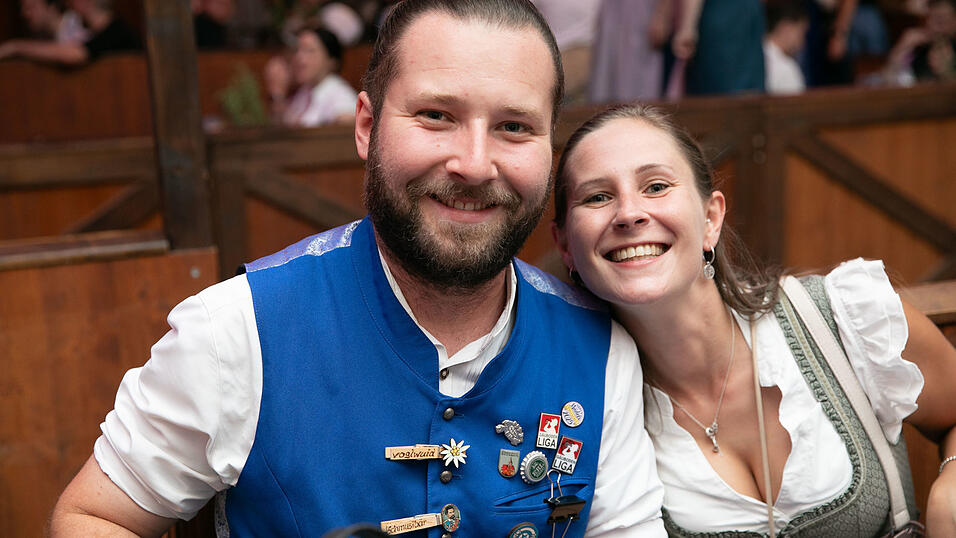 Die Partybilder vom Donnerstag, 14. August, aus dem Festzelt Wenisch. Die Partybilder vom Donnerstag, 14. August, aus dem Festzelt Wenisch.