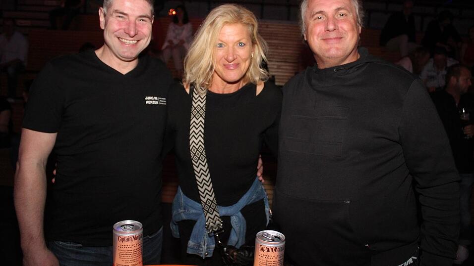 Auf der Eskara &Uuml;30-Party in Essenbach war wieder viel los.