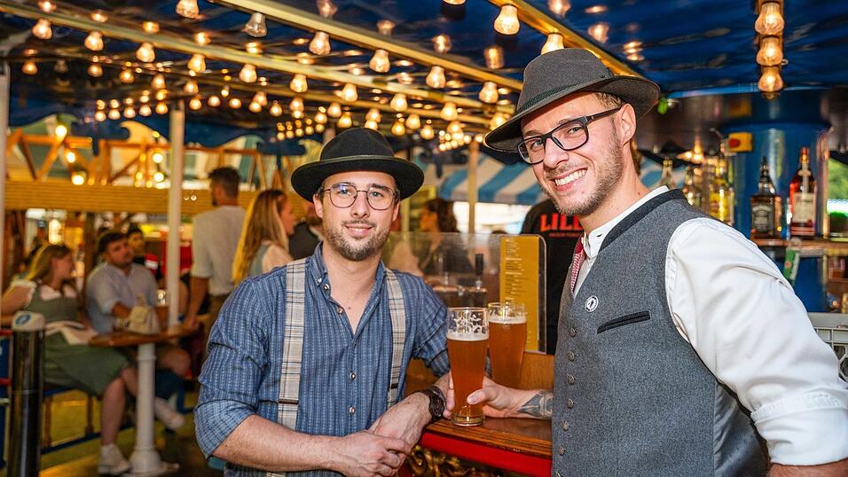 Die Partybilder vom Montag, 17. August, aus dem Festzelt Wenisch. Die Partybilder vom Montag, 17. August, aus dem Festzelt Wenisch.