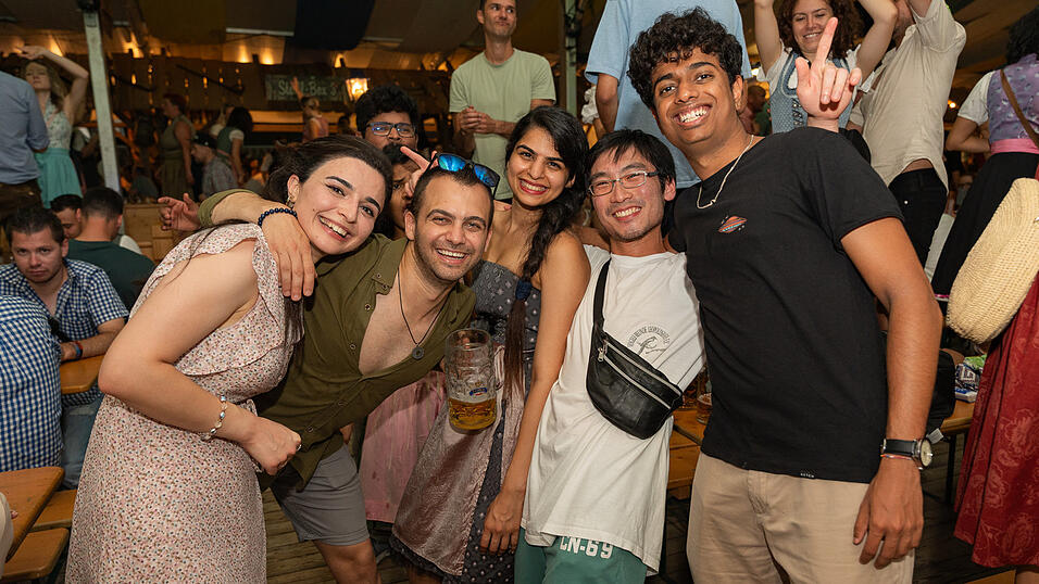 Die Partybilder vom Samstg, 19. August 2023, aus dem Festzelt Reisinger. Die Partybilder vom Samstg, 19. August 2023, aus dem Festzelt Reisinger.