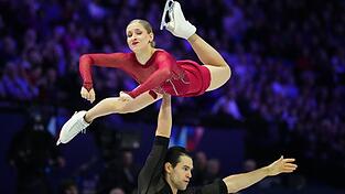 Minerva Hase und Nikita Volodin liegen bei der Eiskunstlauf-WM nach dem Kurzprogramm in F&uuml;hrung.