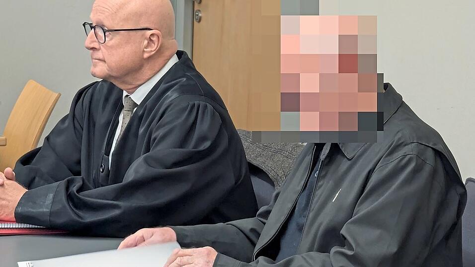 Der 77-jährige Rentner, der in den letzten Jahren körperlich stark abgebaut haben soll, muss wohl nicht mehr ins Gefängnis. Der 77-jährige Rentner, der in den letzten Jahren körperlich stark abgebaut haben soll, muss wohl nicht mehr ins Gefängnis.