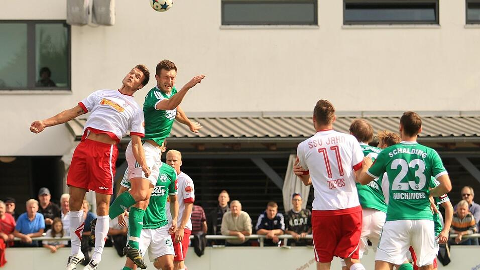 Der Jahn kommt bei Schalding-Heining nicht über ein 0:0 hinaus. Der Jahn kommt bei Schalding-Heining nicht über ein 0:0 hinaus.