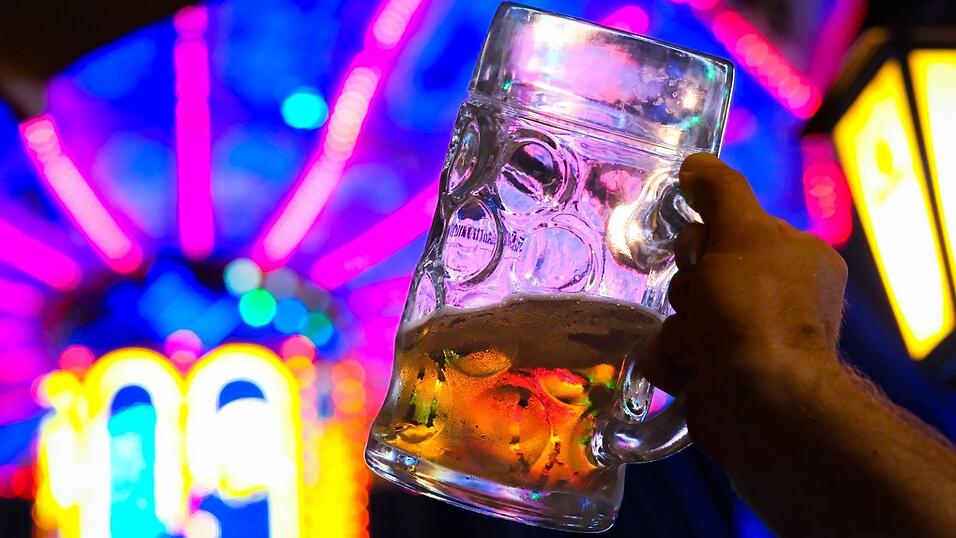 Im Krönner-Festzelt wird es neues Festbier geben. Im Krönner-Festzelt wird es neues Festbier geben.