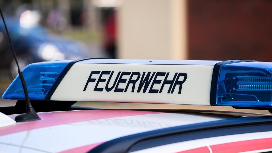 ZU einem Schmorbrand in Regen rückten mehrere Feuerwehren am Freitag aus. (Symbolbild)