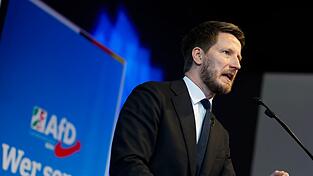 Der nordrhein-westfälische AfD-Chef Martin Vincentz macht dem Bundesvorstand schwere Vorwürfe. (Archivbild) Der nordrhein-westfälische AfD-Chef Martin Vincentz macht dem Bundesvorstand schwere Vorwürfe. (Archivbild)