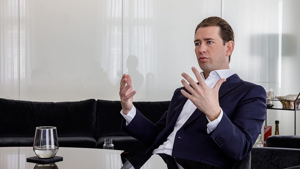 Österreichs Ex-Kanzler Sebastian Kurz wird in Medien manchmal als Comeback-Kandidat gehandelt. Österreichs Ex-Kanzler Sebastian Kurz wird in Medien manchmal als Comeback-Kandidat gehandelt.