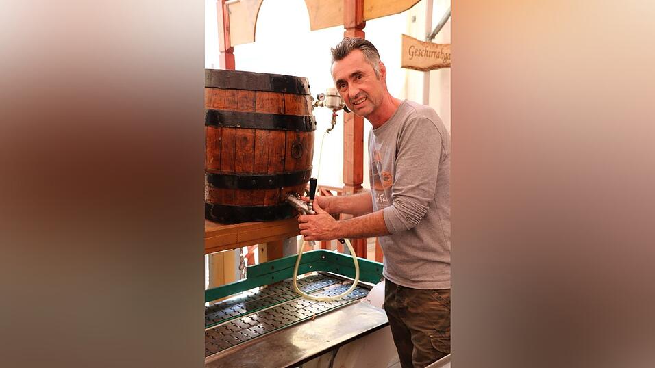 Ist gespannt auf die Reaktion der Besucher: Festwirt Matthias Strauß.