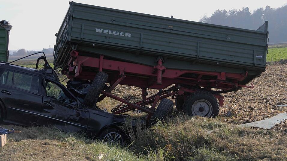 Zwischen Winzer und Hengersberg ist es am Donnerstag zu einem Unfall gekommen.