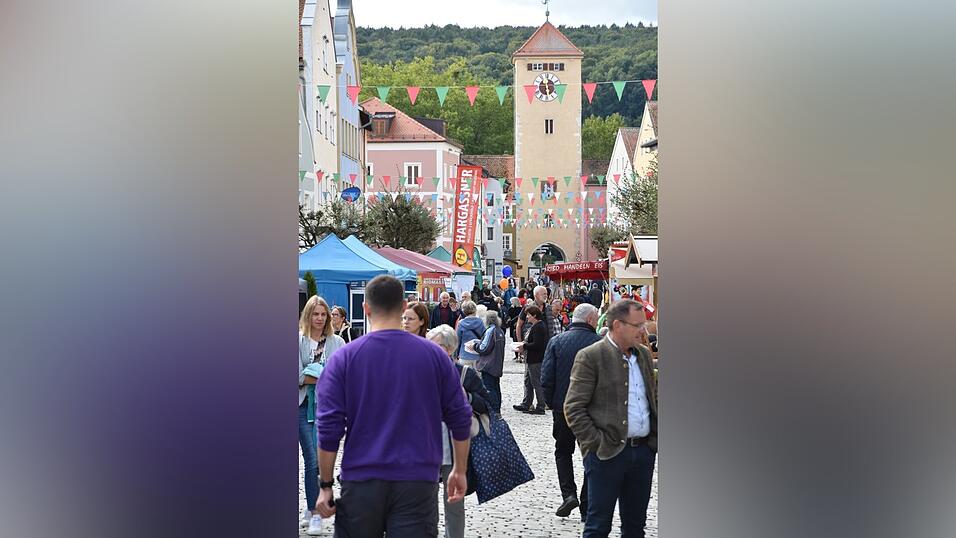 Die Regional- und Umwelttage finden am Wochenende wieder in der Kelheimer Innenstadt statt. Die Regional- und Umwelttage finden am Wochenende wieder in der Kelheimer Innenstadt statt.