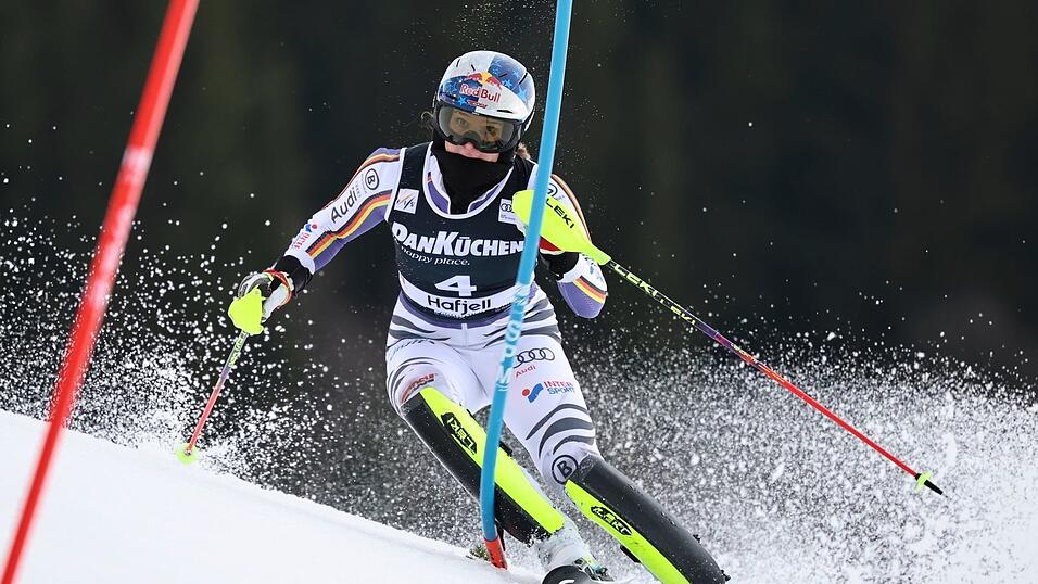 Konnte US-Star Shiffrin im Slalom nicht schlagen: das deutsche Ski-Juwel Emma Aicher.