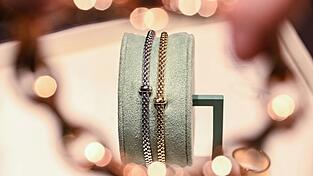 Der geraubte Schmuck wurde sp&auml;ter einem Juwelier angeboten. (Symbolbild)