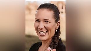 Evelyn Köhler - Das Ehepaar Evelyn und Matthias Köhler sowie Natascha Durst (v. l.) stehen mit ihrer Bürgerinitiative hinter den Plänen des Marktrats für einen Neubau des Kindergartens auf dem ehemaligen Gelände des Bauhofs an der Schlesischen Straße.