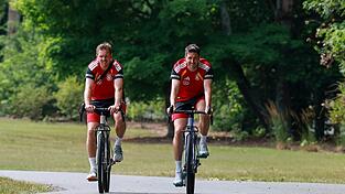 Julian Nagelsmann ist gerne in seiner Freizeit mit dem Fahrrad unterwegs. (Archivbild) Julian Nagelsmann ist gerne in seiner Freizeit mit dem Fahrrad unterwegs. (Archivbild)