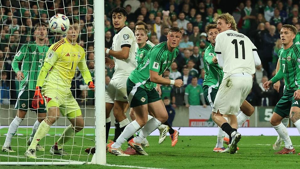 Von Woltemades Schulter ging der Ball ins Tor.