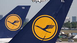 Zum Start ins Jahr konnte die Lufthansa ihren saisontypischen Verlust immerhin verringern.(Archivbild)