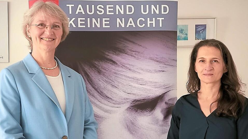 Die Leiterin der Erziehungsberatung, Psychologin Martina Kindsmüller (links), und die beratende Psychologin Sylvia Schena. Die Leiterin der Erziehungsberatung, Psychologin Martina Kindsmüller (links), und die beratende Psychologin Sylvia Schena.