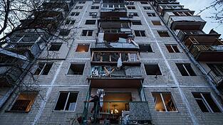 Nach heftigen russischen Angriffen beklagt die Ukraine fast 20 Tote.