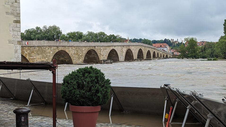 Vor der geräumten Wurschtkuchl gab es am Sonntag höchstens nasse Füße. Vor der geräumten Wurschtkuchl gab es am Sonntag höchstens nasse Füße.