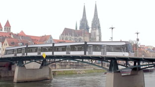 In einem Animationsfilm der Stadt Regensburg f&auml;hrt die Stadtbahn schon &uuml;ber die Eiserne Br&uuml;cke. Wird das Wirklichkeit?