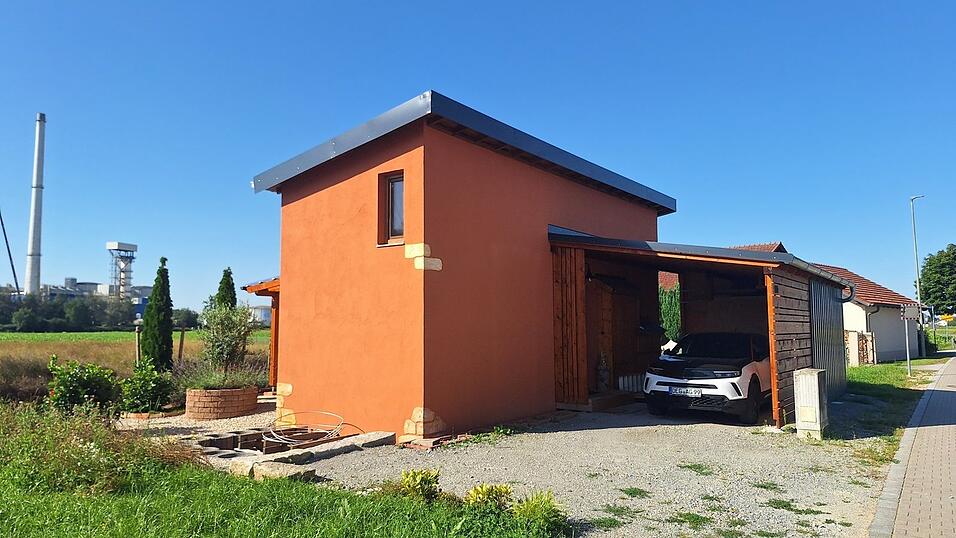 Ein kleiner Farbtupfer im Plattlinger Ortsteil Ringkofen. Ein kleiner Farbtupfer im Plattlinger Ortsteil Ringkofen.