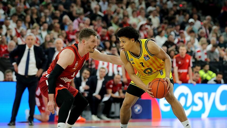 In Andreas Obst (l) und Jack Kayil trafen zwei deutsche Nationalspieler aufeinander.