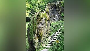 Der Wachsende Felsen.