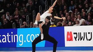 Jennifer Janse van Rensburg und Benjamin Steffan wurden bei der Nebelhorn Trophy Vierter.
