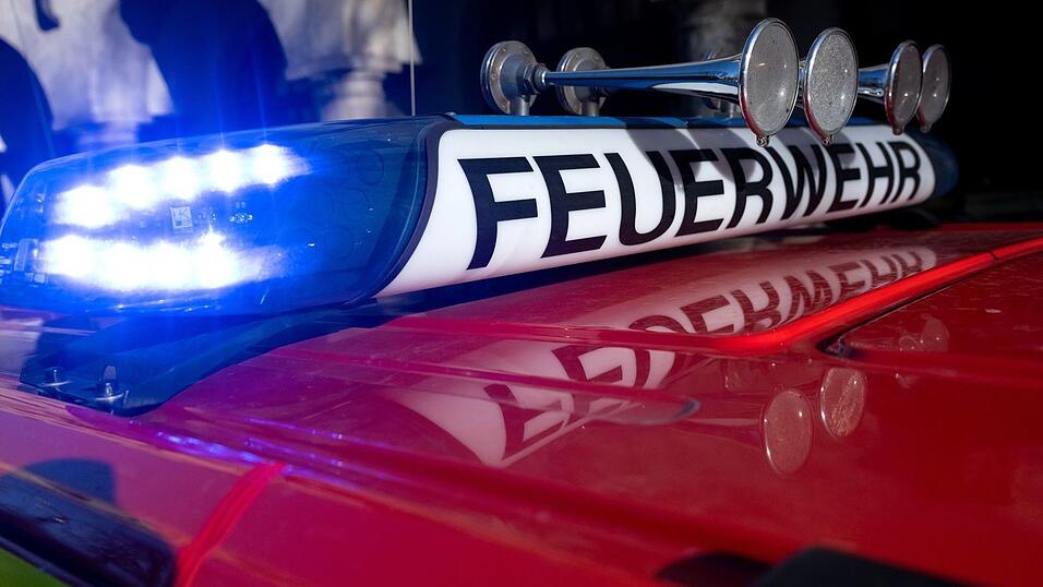 Zahlreiche Feuerwehrleute waren im Einsatz. (Symbolbild)