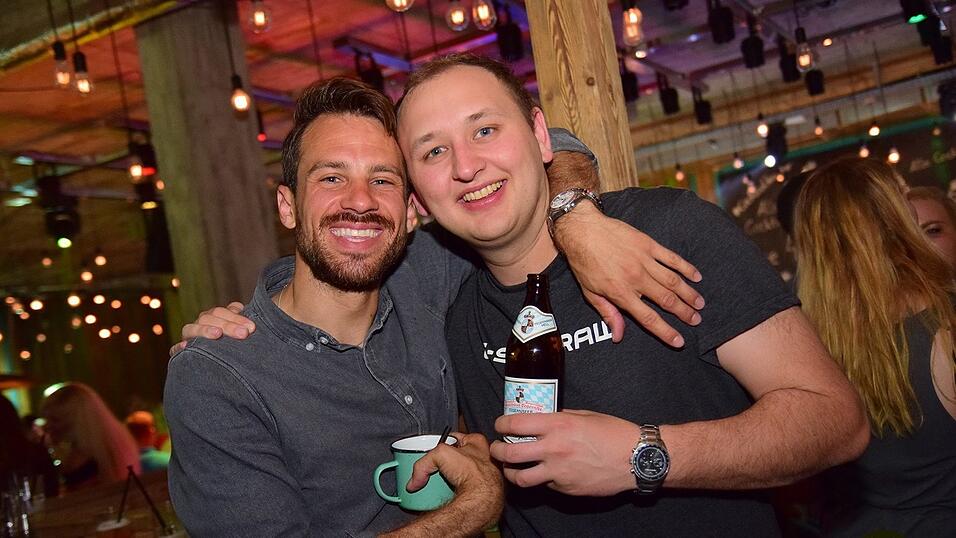 'Hoch die Hände, Wochenende' - so 'Wuid' wurde gefeiert in Straubing. 'Hoch die Hände, Wochenende' - so 'Wuid' wurde gefeiert in Straubing.