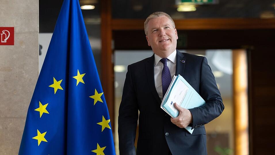 EU-Kommissar McGrath sieht den Schutz der Arbeitnehmerrechte gew&auml;hrleistet. (Archivbild)