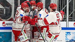 Allen Grund zur Freude: (v.l.) David Elsner, Jakob Mayenschein, Julian Kornelli, Yannick Wenzel und Martin Has hatten nicht nur das zwischenzeitliche 2:1 zu bejubeln - sondern auch drei wichtige Punkte.