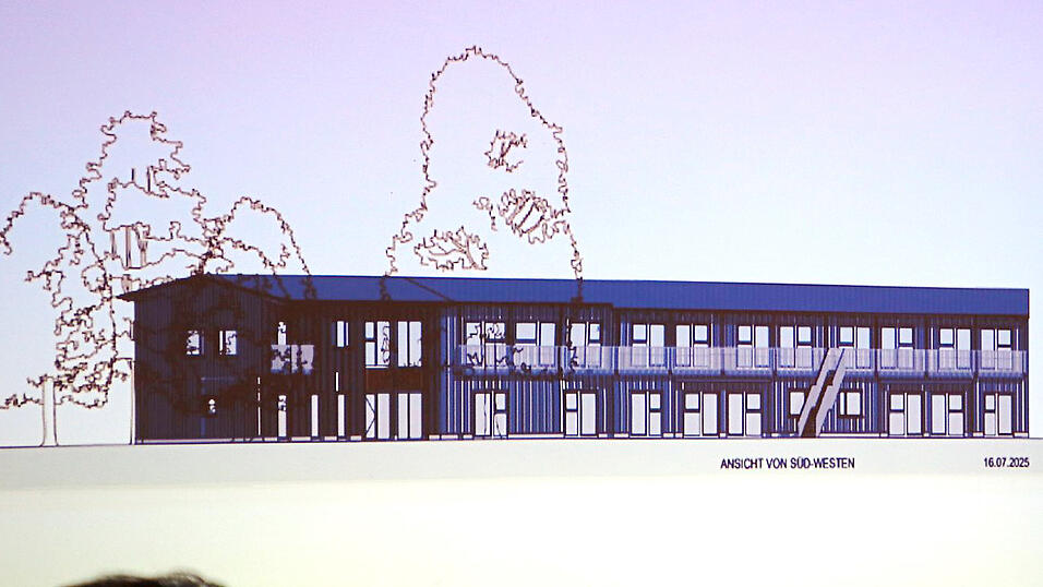 Architektin Christine Ott stellte die Planung vor: So könnte die Kindertagesstätte zukünftig vom Garten aus aussehen.