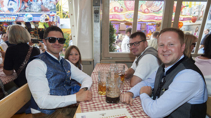 Die Partybilder vom Montag, 17. August, aus dem Festzelt Lechner. Die Partybilder vom Montag, 17. August, aus dem Festzelt Lechner.