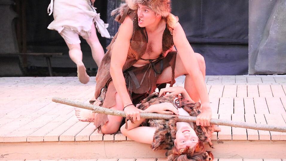 Bilder der Gruppe 'Gr&uuml;n' des Drachenstich-Festspiels.