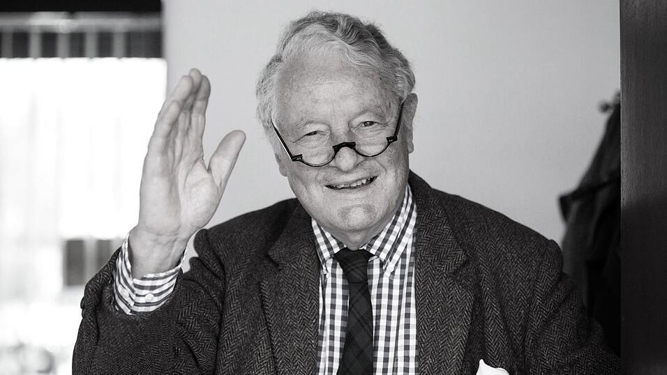 Rolf Seelmann-Eggebert war über Jahrzehnte der Adelsexperte schlechthin im deutschen Fernsehen. (Archivfoto)