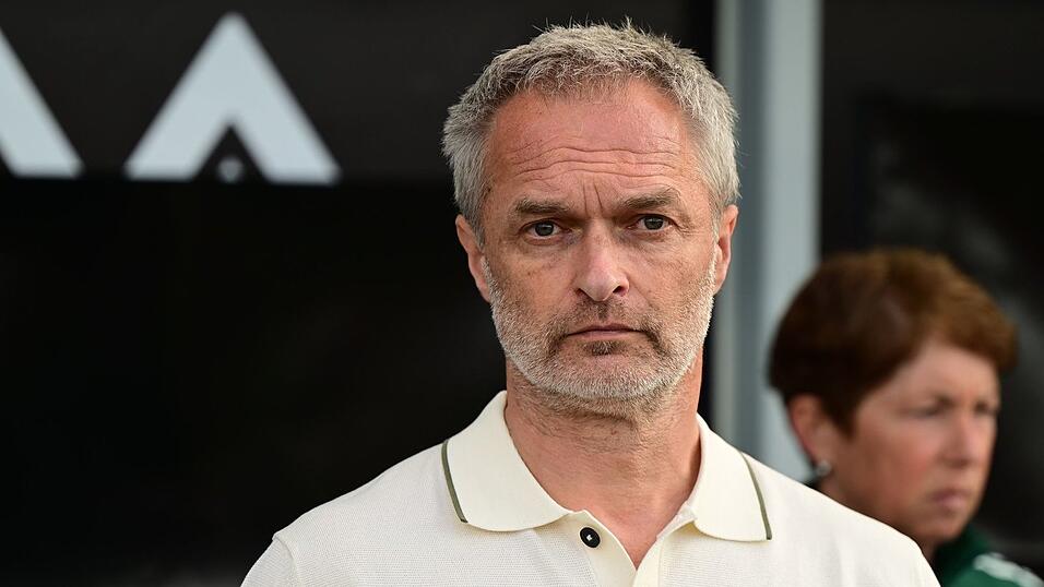 Ern&uuml;chtert: Bundestrainer Christian W&uuml;ck und Assistentin Maren Meinert.