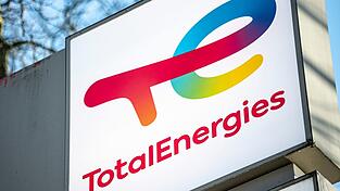 Der Energie-Konzern Total deckelt an seinem französischen Tankstellennetz erneut die Spritpreise (Archivbild). Der Energie-Konzern Total deckelt an seinem französischen Tankstellennetz erneut die Spritpreise (Archivbild).