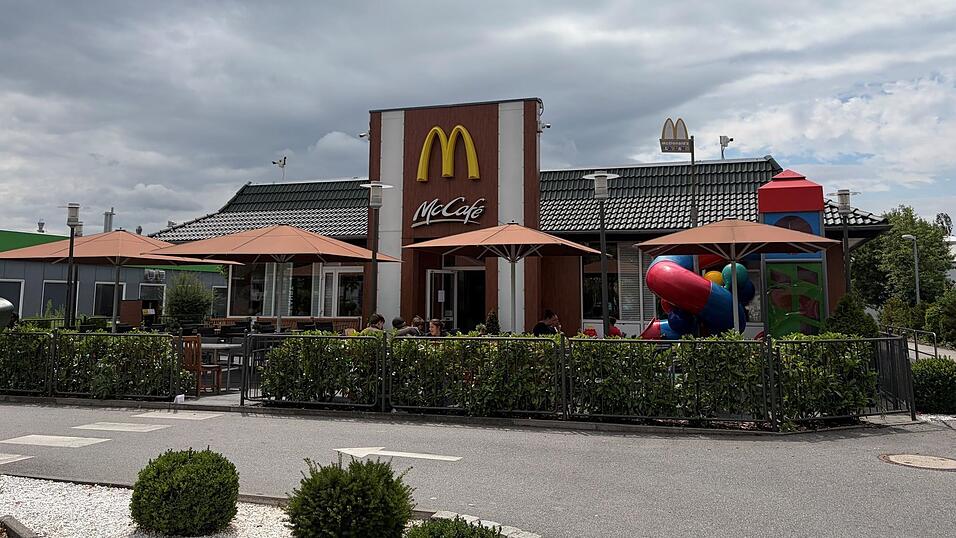 Das Fast-Food-Restaurant an der Ittlinger Stra&szlig;e steht vor dem gro&szlig;en Umbau. Der Franchisenehmer verr&auml;t, was alles geplant ist und worauf sich G&auml;ste in Zukunft freuen k&ouml;nnen.
