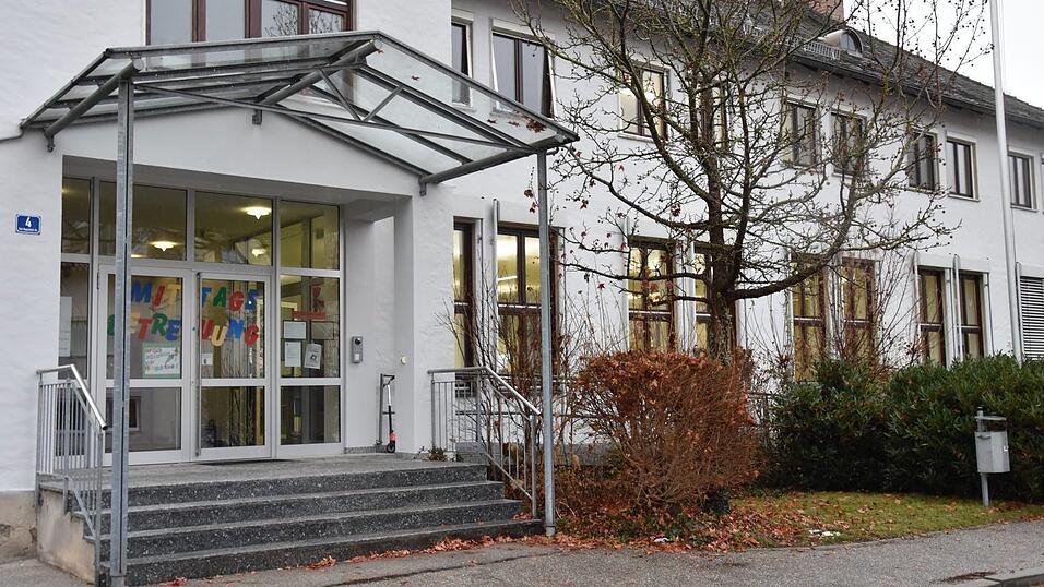 Seit September 2014 ist das ehemalige AOK-Gebäude in der Paul-Nappenbach-Straße das Zuhause der Mittagsbetreuung.