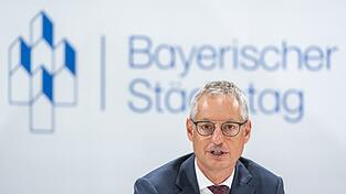 St&auml;dtetags-Chef Markus Pannermayr (CSU) w&uuml;nscht sich mehr Flexibilit&auml;t f&uuml;r die Kommunen, so dass Aspekte des Umweltschutzes, der Luftreinhaltung und des Tierwohls ber&uuml;cksichtigt werden k&ouml;nnen.