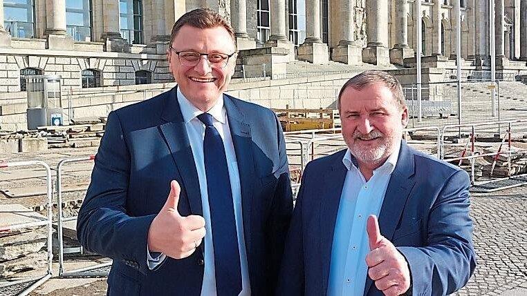 Günter Baumgartner (l.) und Max Straubinger. Günter Baumgartner (l.) und Max Straubinger.