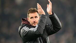 Der Vertrag von Klose wurde verl&auml;ngert. (Archivbild)