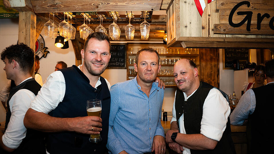 Die Partybilder vom Freitag, 14. August, aus dem Festzelt Greindl. Die Partybilder vom Freitag, 14. August, aus dem Festzelt Greindl.
