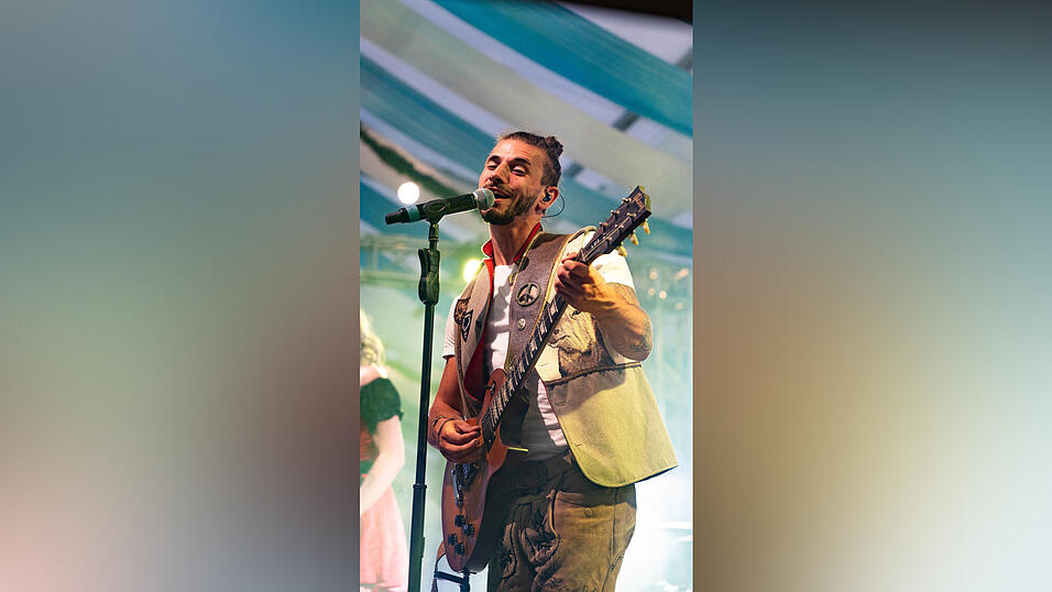 Die Partybilder vom Montag, 17. August, aus dem Festzelt Wenisch. Die Partybilder vom Montag, 17. August, aus dem Festzelt Wenisch.