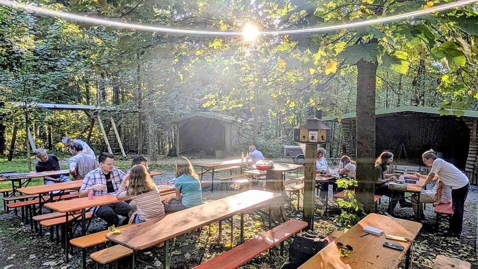 Bei schönem Wetter wird im Freien gespielt. (Archivfoto) Bei schönem Wetter wird im Freien gespielt. (Archivfoto)