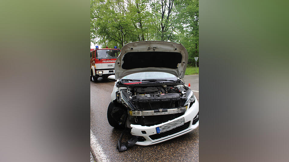 Bei Lerchenhaid hat es am Sonntagvormittag gekracht. Bei Lerchenhaid hat es am Sonntagvormittag gekracht.