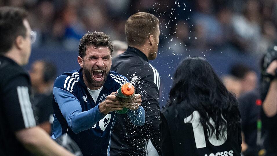 Thomas Müller ist auch in seinem neuen Team ein Spaßvogel.
